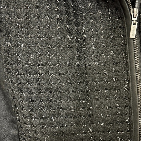 Chic Black Women's Blazer with Textured Detail - Picture 2 of 9